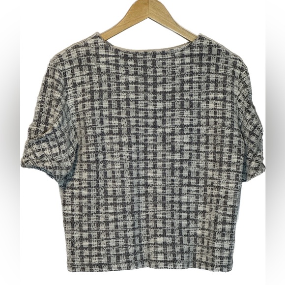 Banana Republic Blouse - Picture 2 of 3